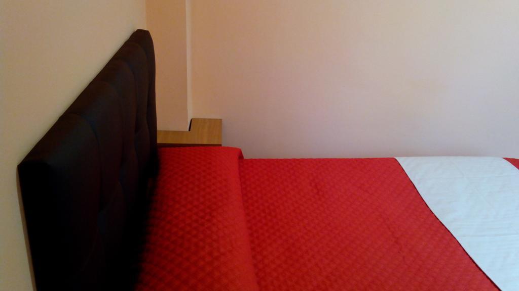 Pension Las Palmeras Lalín Chambre photo