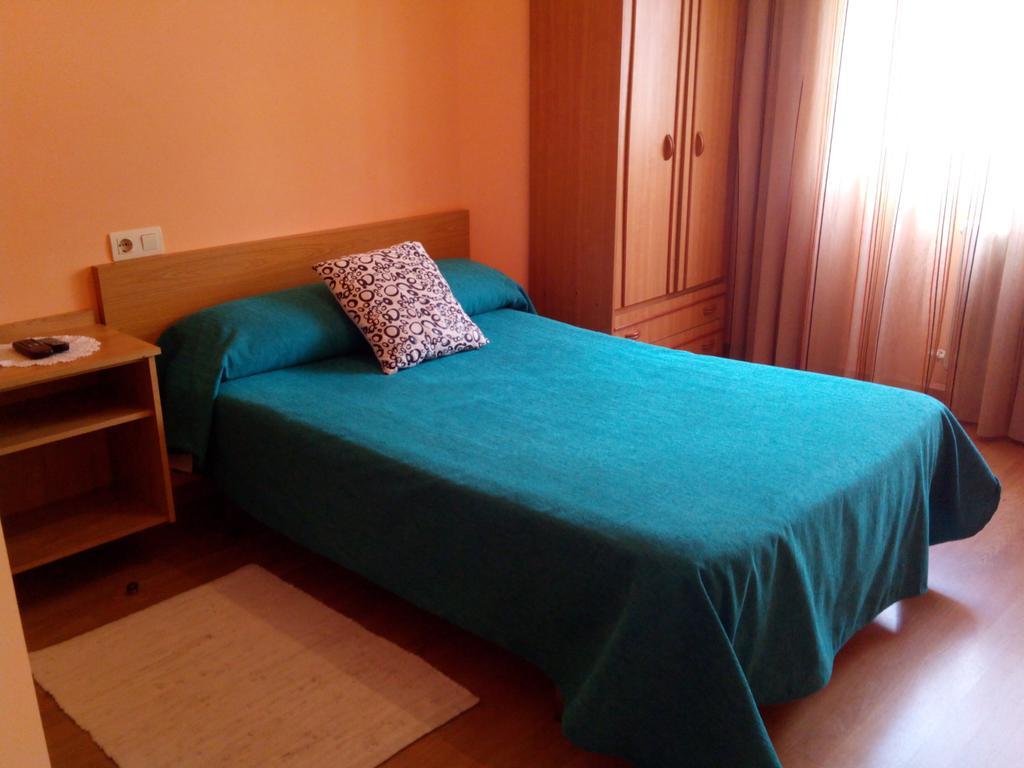Pension Las Palmeras Lalín Chambre photo
