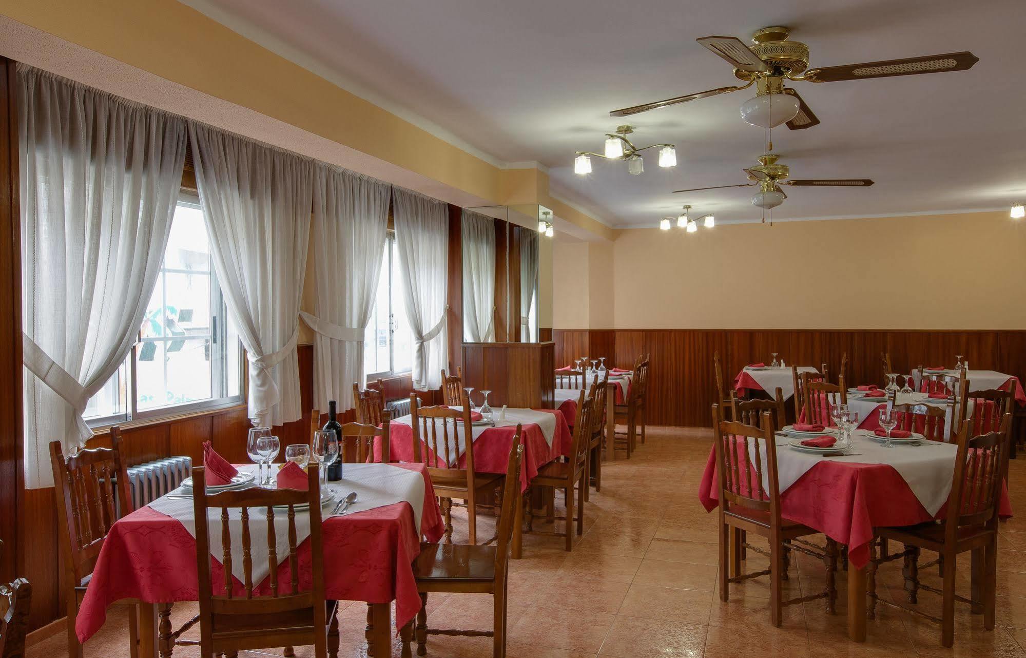 Pension Las Palmeras Lalín Extérieur photo